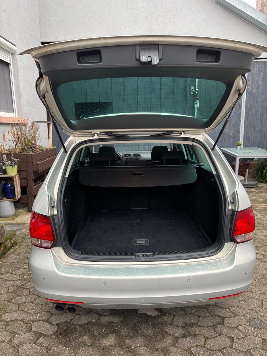 Volkswagen Golf 2011 — photo 14
