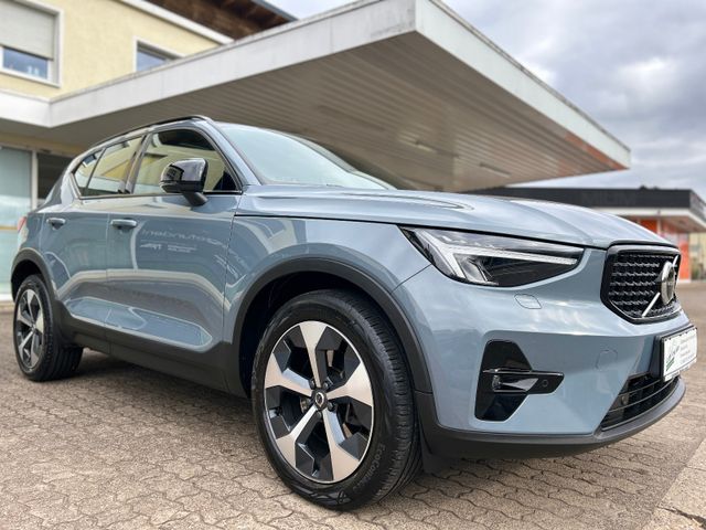 Volvo XC 40 Ultimate Dark 2,0 Ltr. AWD LED Navi Panora