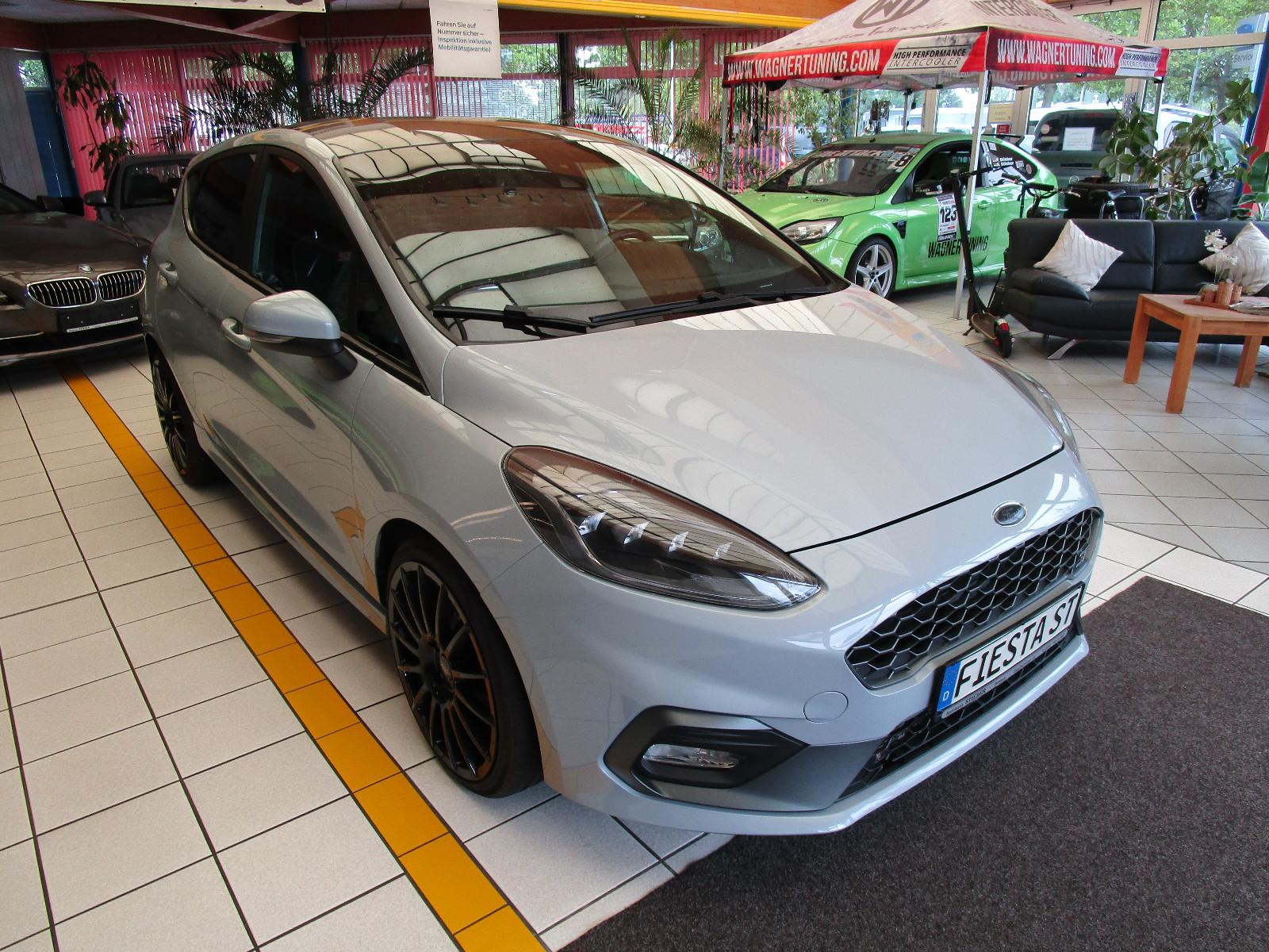 Ford Fiesta 1.5  "ST"  Voll LED + Nav i+ PDC + 18"