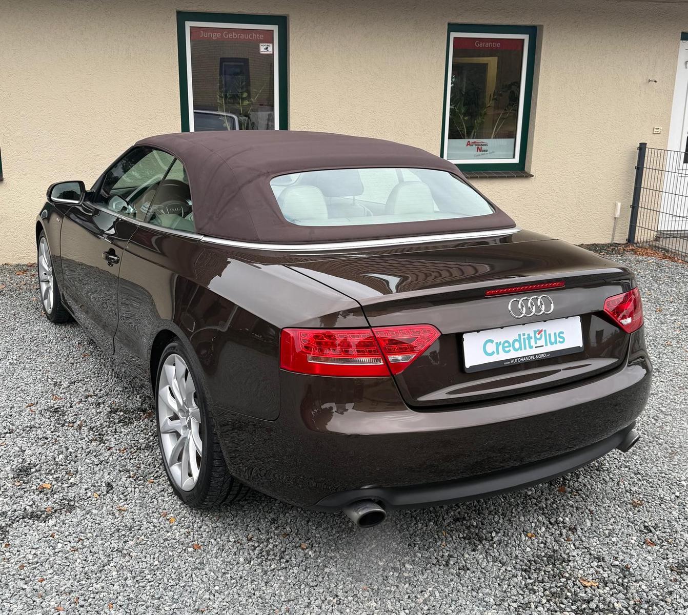 Audi A5 Cabriolet 2.0 S-LINE QUATTRO AHK PDC Airscarf