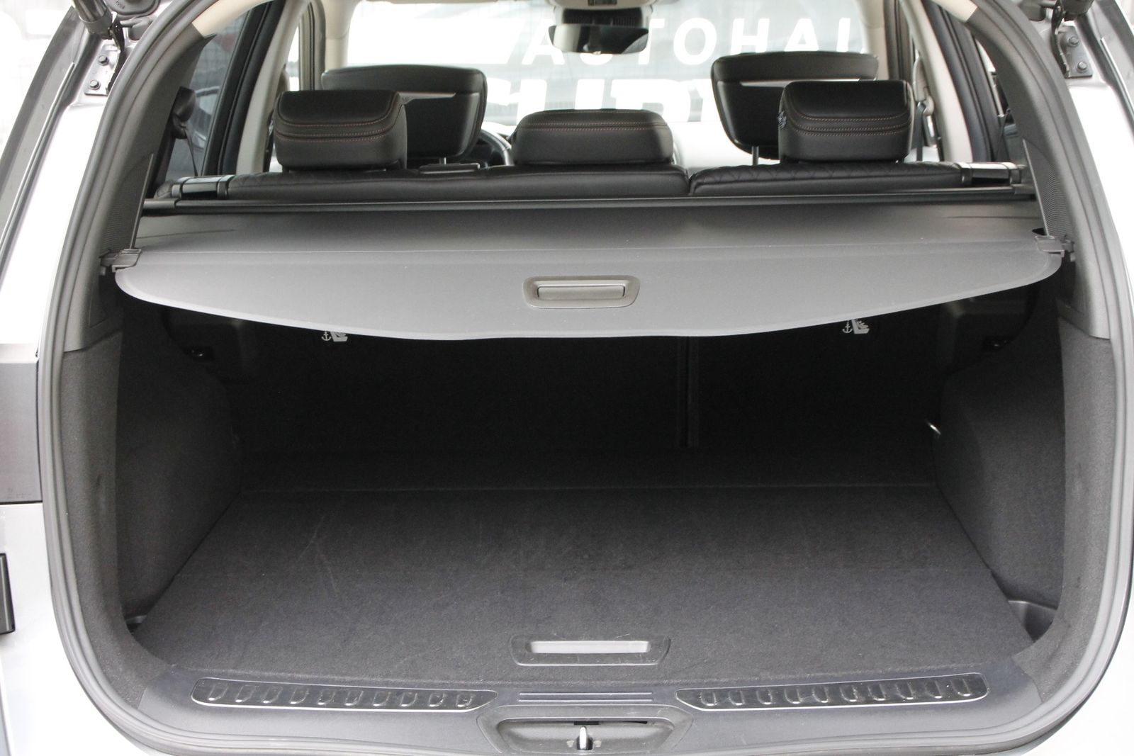 Fahrzeugabbildung Renault Koleos INITIALE PARIS BLUE dCi 185 4WD X-tronic