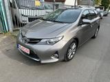 Toyota Auris Touring Sports Hybrid Life+/eu6/Allwet/1hd - Toyota Auris mit Schiebedach
