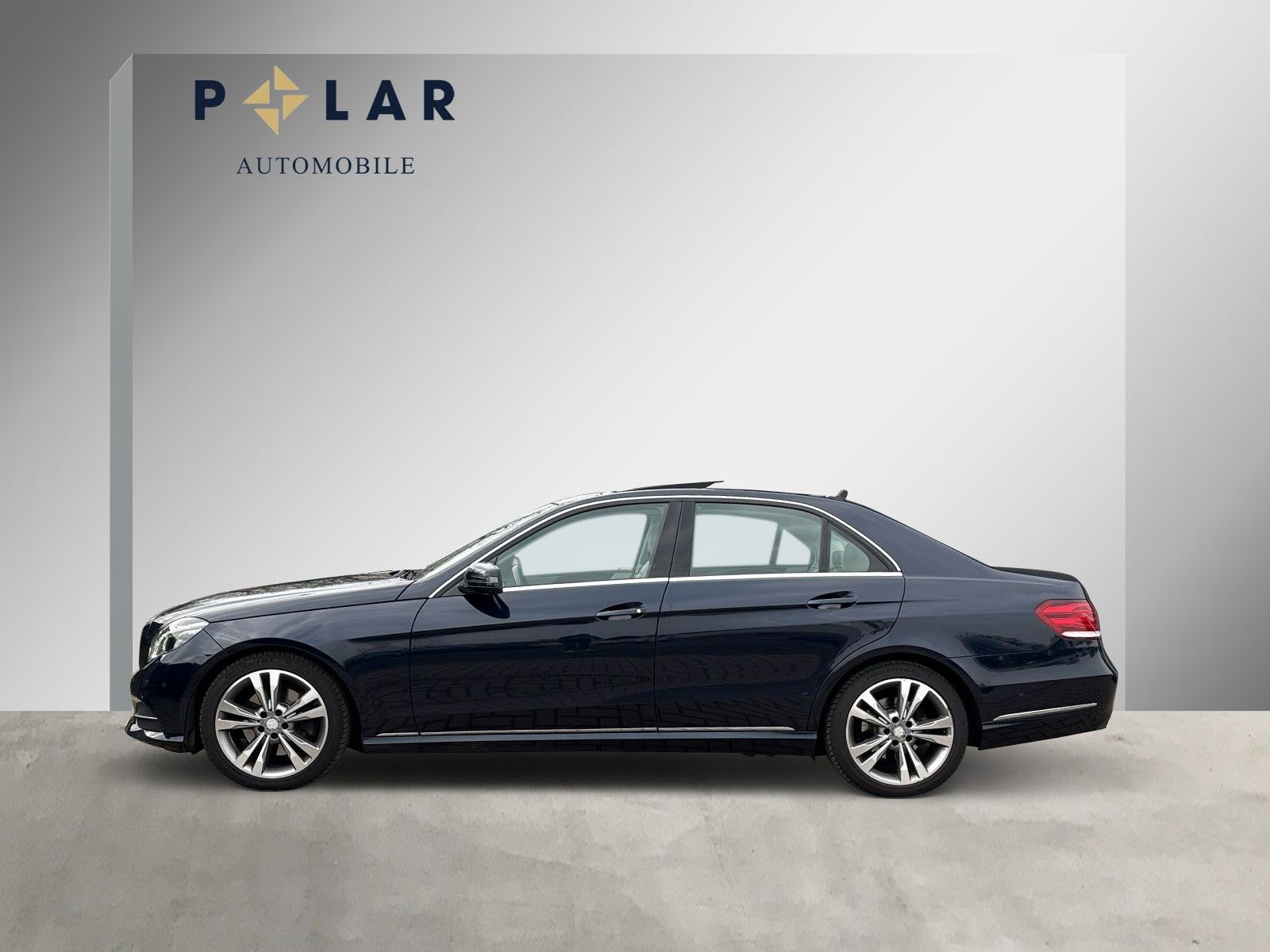 Fahrzeugabbildung Mercedes-Benz E 250 *Panorama*Kamera*Vollleder*LED*Ambiente