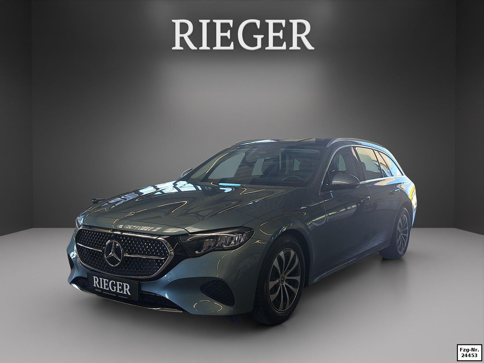 Mercedes E 220 - 1