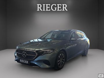 Mercedes E 220 - 1