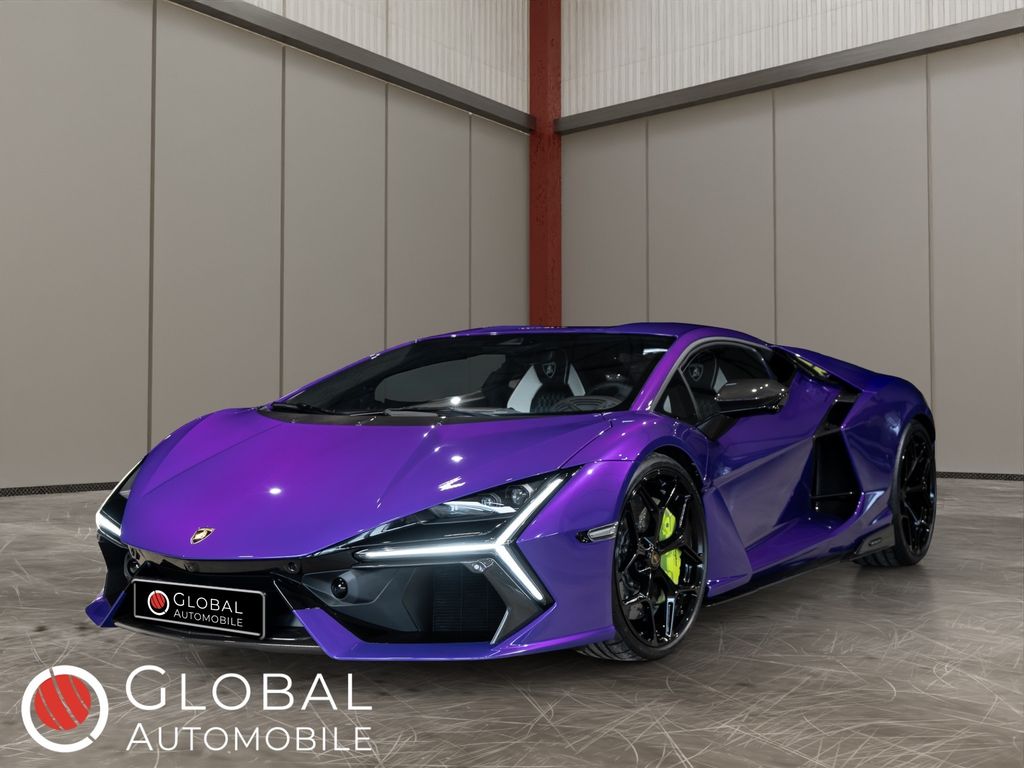 Image of Lamborghini Revuelto