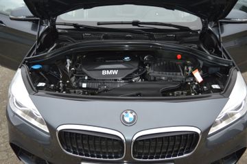 BMW 2 Active Tourer  220 i M Sport Steptronic Leder