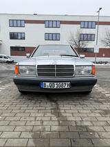 Mercedes-Benz 190 - Mercedes-Benz 190 aus 1990