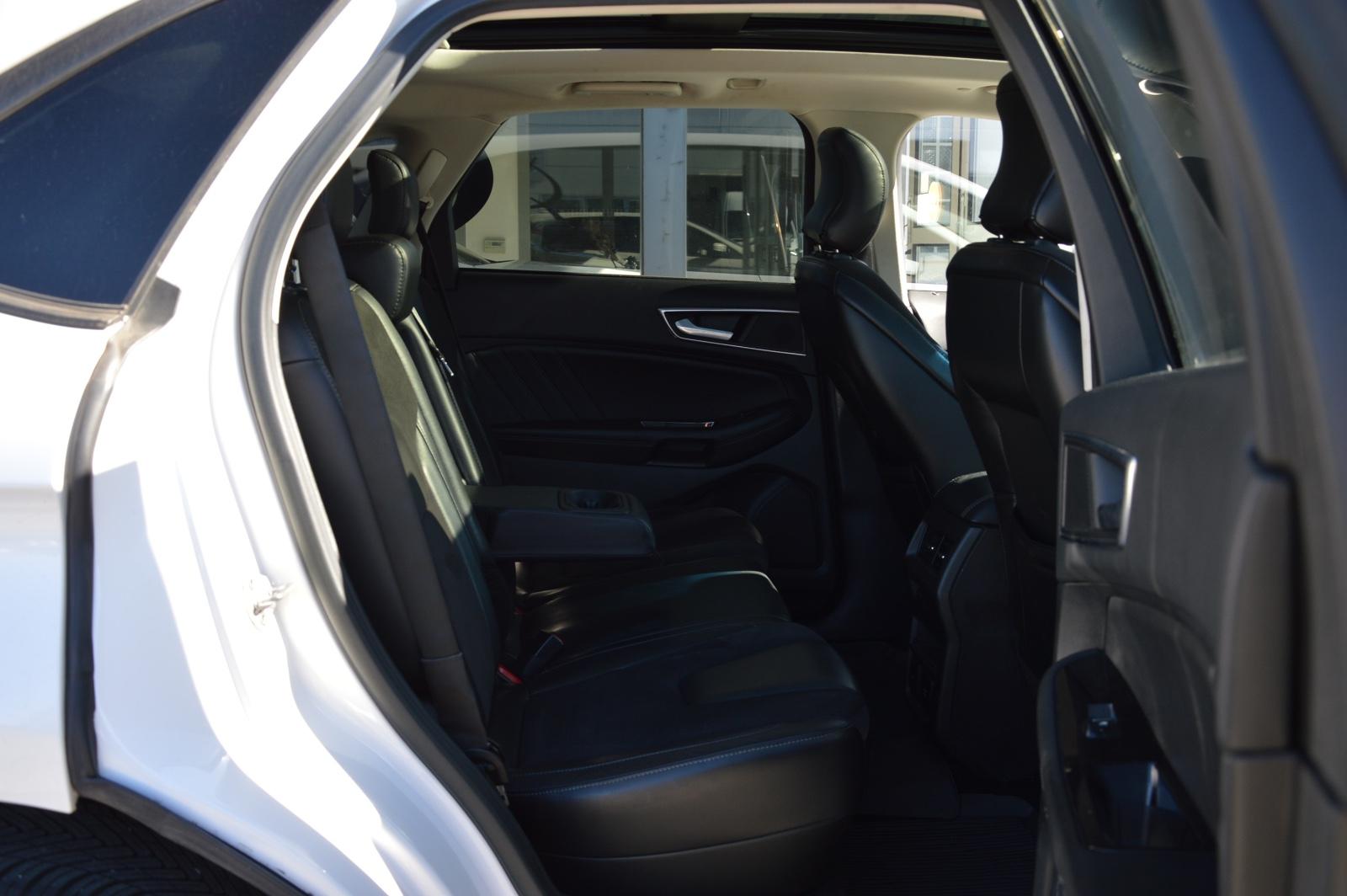 Ford Edge Sport 4x4 *SITZKLIMA*PANOO*AHK*CAM*NAVI*