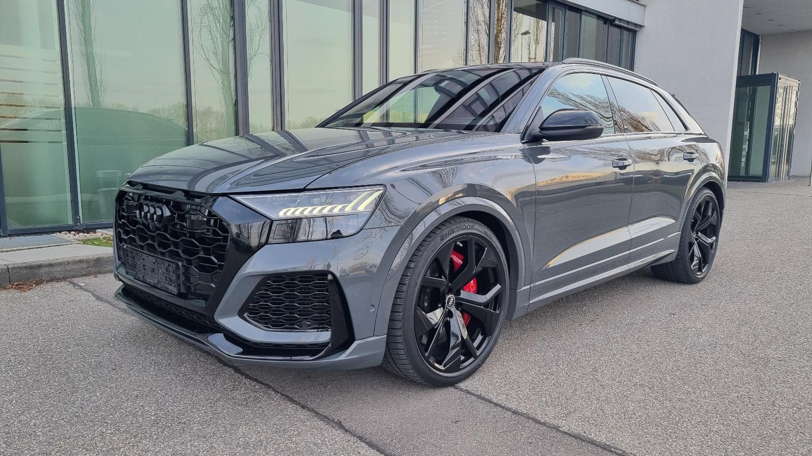 Audi RSQ8-KERAMIK-PANO-STANDHZ-360°-B&O-23-Matrix