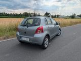 Toyota Yaris 1,3-l-VVT-i Cool Cool - Toyota Yaris von privat