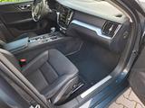 Volvo V60 D3 Geartronic Momentum Pro AHK scheckhef LED - Volvo V60 Momentum mit Diesel-Antrieb