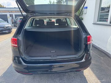Volkswagen Passat Variant - 9
