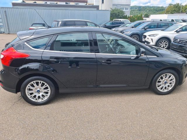 Ford focus  Titanium 1.6 benzin