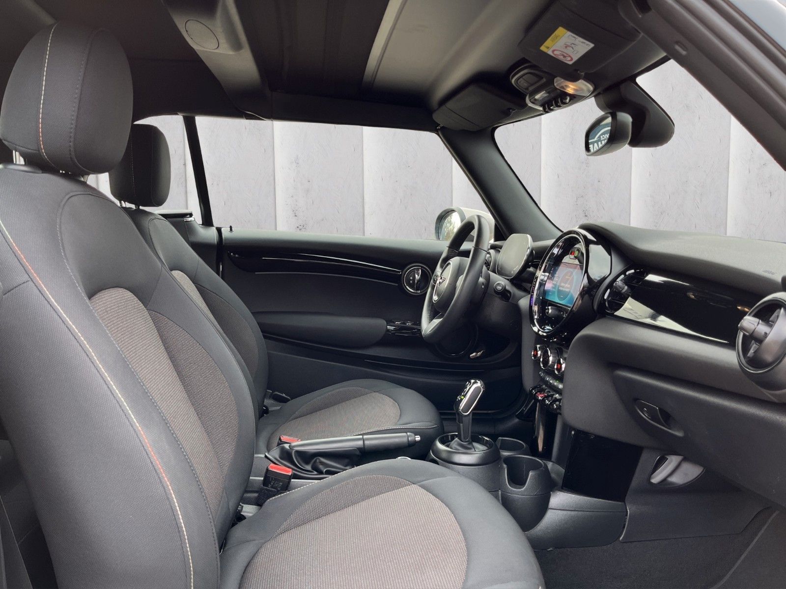 Fahrzeugabbildung MINI Cooper Cabrio Cooper Cabrio*LED*SHZ*DAB*CarPlay*