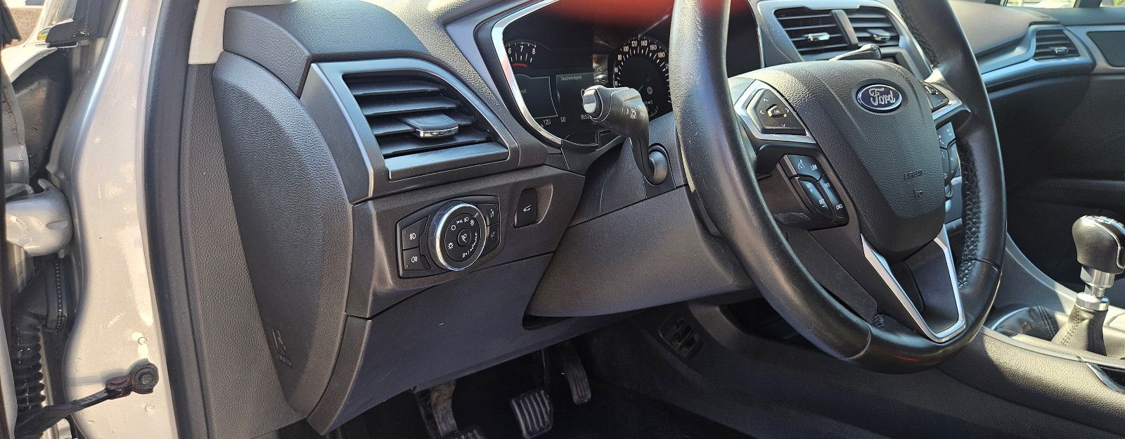 FORD Mondeo Turnier Titanium AHK Navi