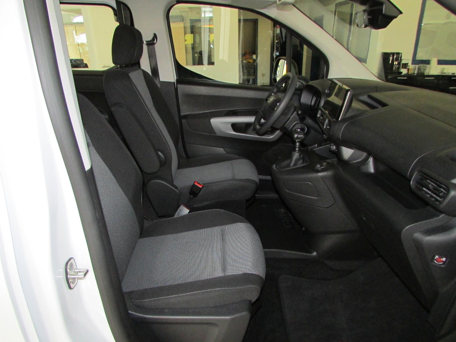 Toyota Proace City Verso L1 Rampe-Behindertengerecht