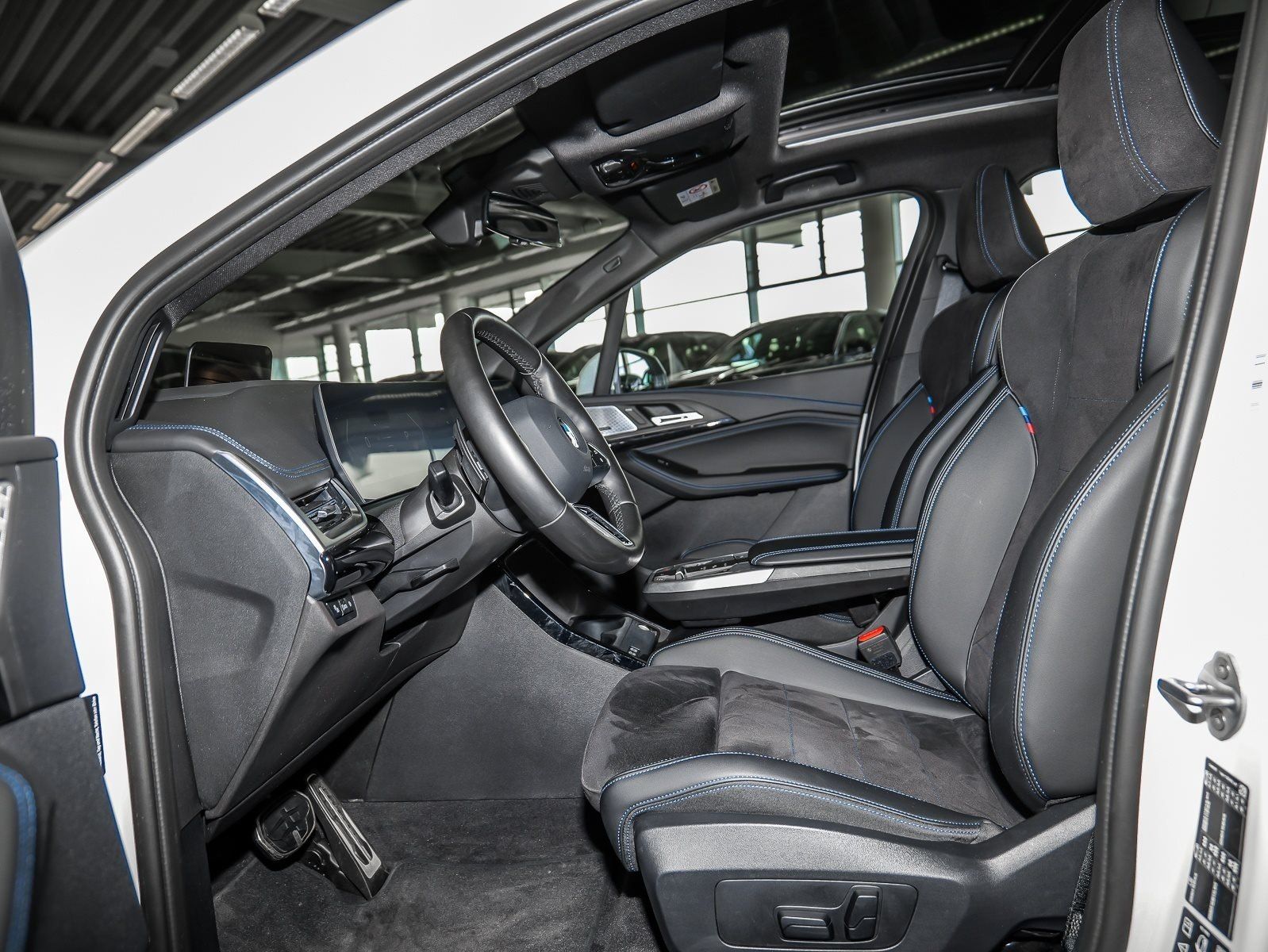 BMW 223 Active Tourer - Bild 5