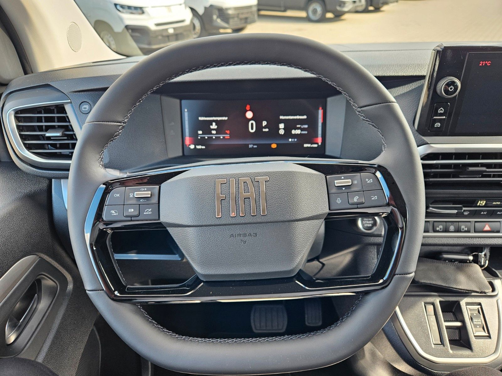 Fahrzeugabbildung Fiat Ulysse 180 BlueHDi L3 Top