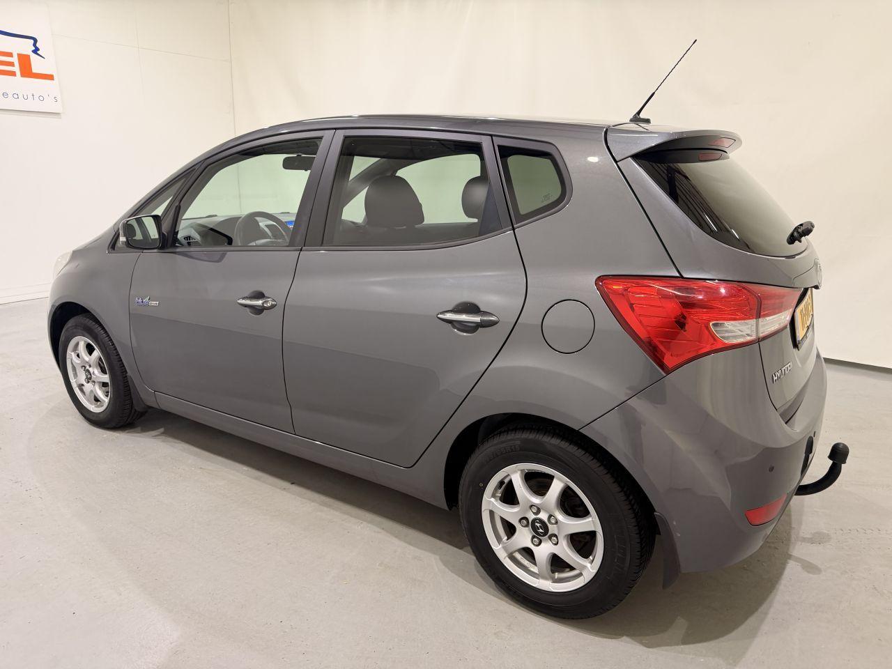 Hyundai ix20 2011 — photo 6