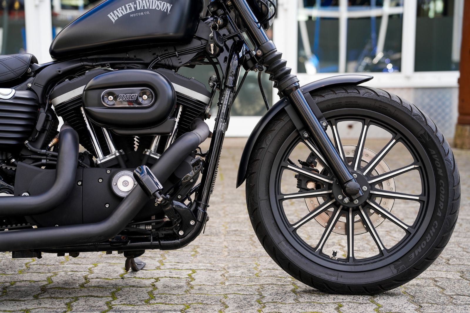 Fahrzeugabbildung Harley-Davidson SPORTSTER XL883N IRON - BOBBER - KURZES HECK