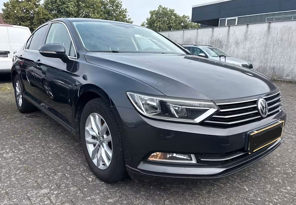 Image of Volkswagen Passat