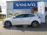 Volvo V40 T2 Momentum - Volvo V40 mit Benzin-Antrieb: Limousine, Momentum