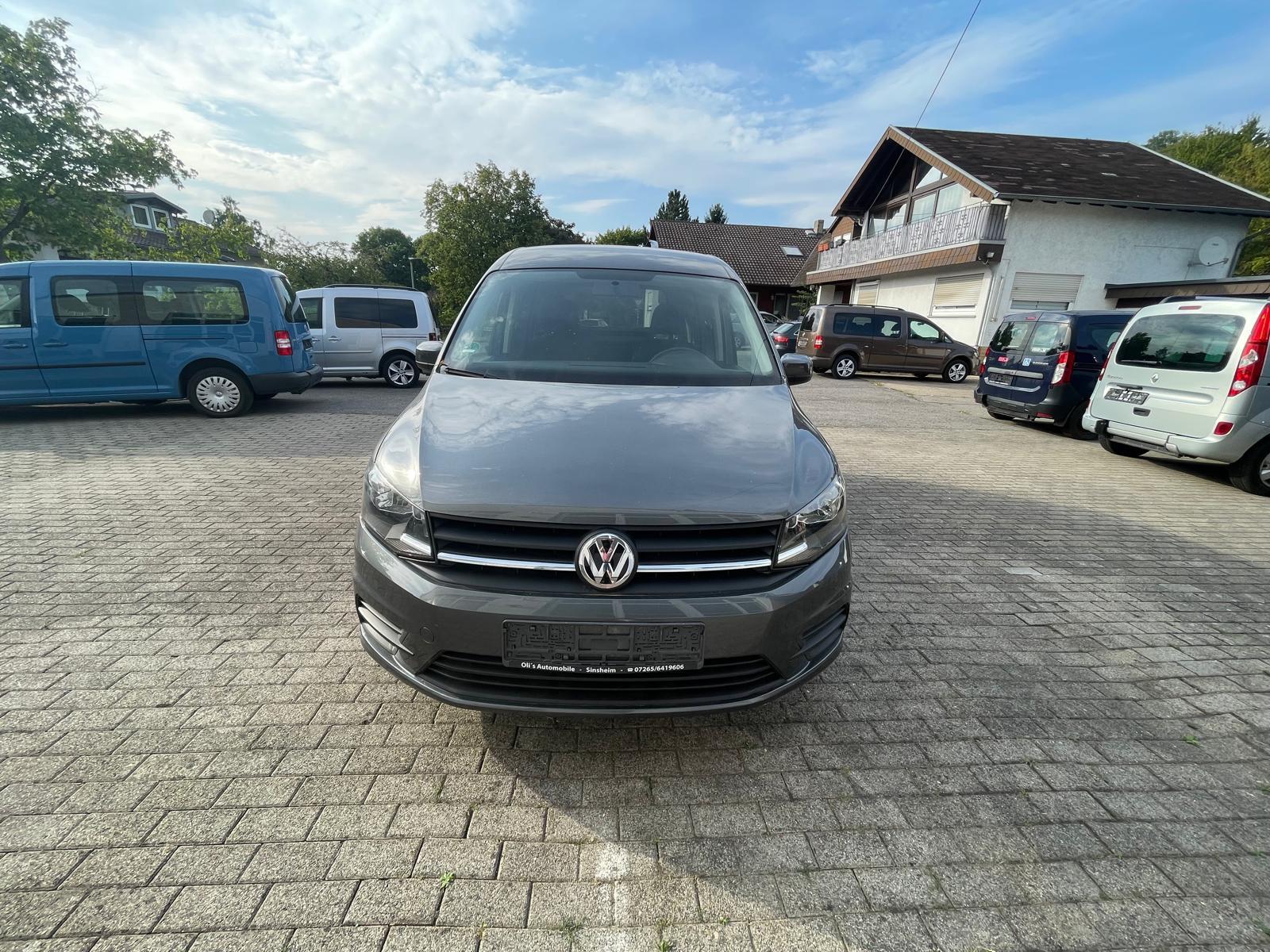 Volkswagen Caddy PKW-Rollstuhltampe