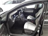 Volkswagen Golf VIII 2.0TSI DSG 4 Motion Style STHZ+AHK+NAV - Volkswagen Golf: Standheizung, V