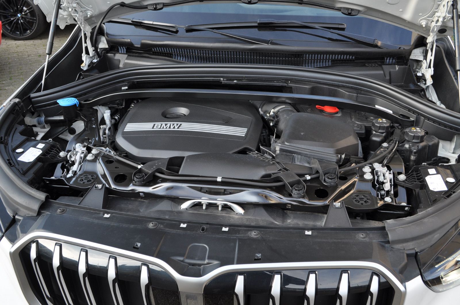 Fahrzeugabbildung BMW X1 20 i sDrive M Sport