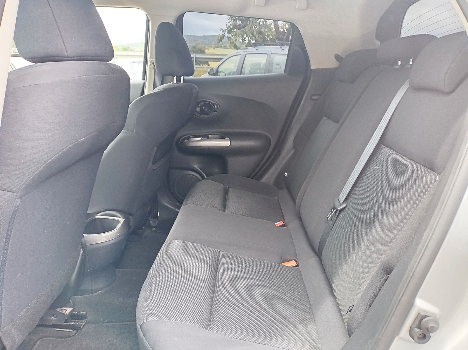 Fahrzeugabbildung Nissan JUKE VISIA+AHK+NISSAN BRAKE ASSIST+KLIMA+1.HD+++