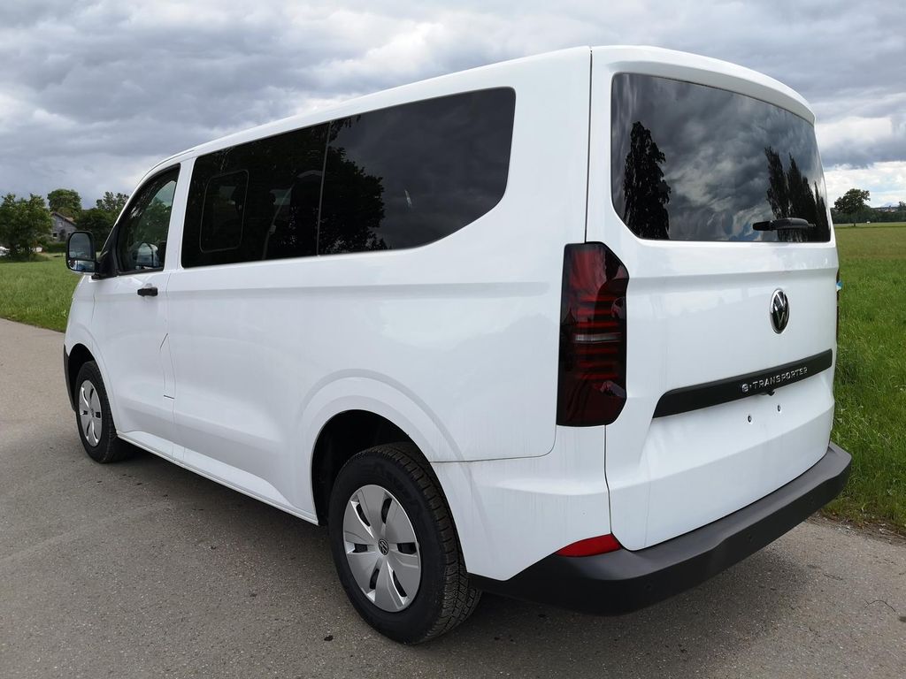 Volkswagen T7 Transporter — fotografia 2