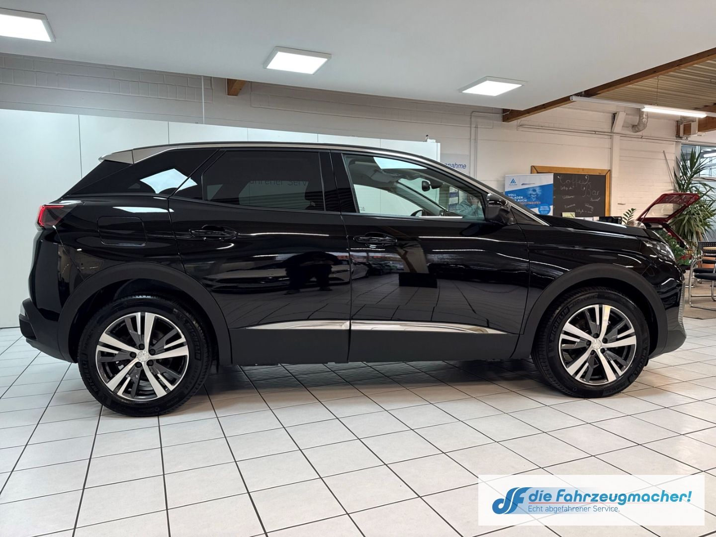 Fahrzeugabbildung Peugeot 3008 Allure Pack Navi Digitales Cockpit LED El.