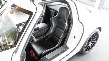 صورة مصغرة 32 لـ 2010 Mercedes-BENZ SLS AMG
