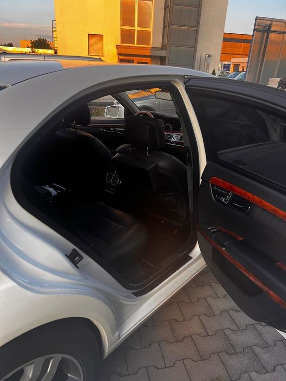 Mercedes-Benz S 600