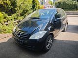 Mercedes-Benz A 160 BlueEFFICIENCY - - Mercedes-Benz A 160 in Stuttgart