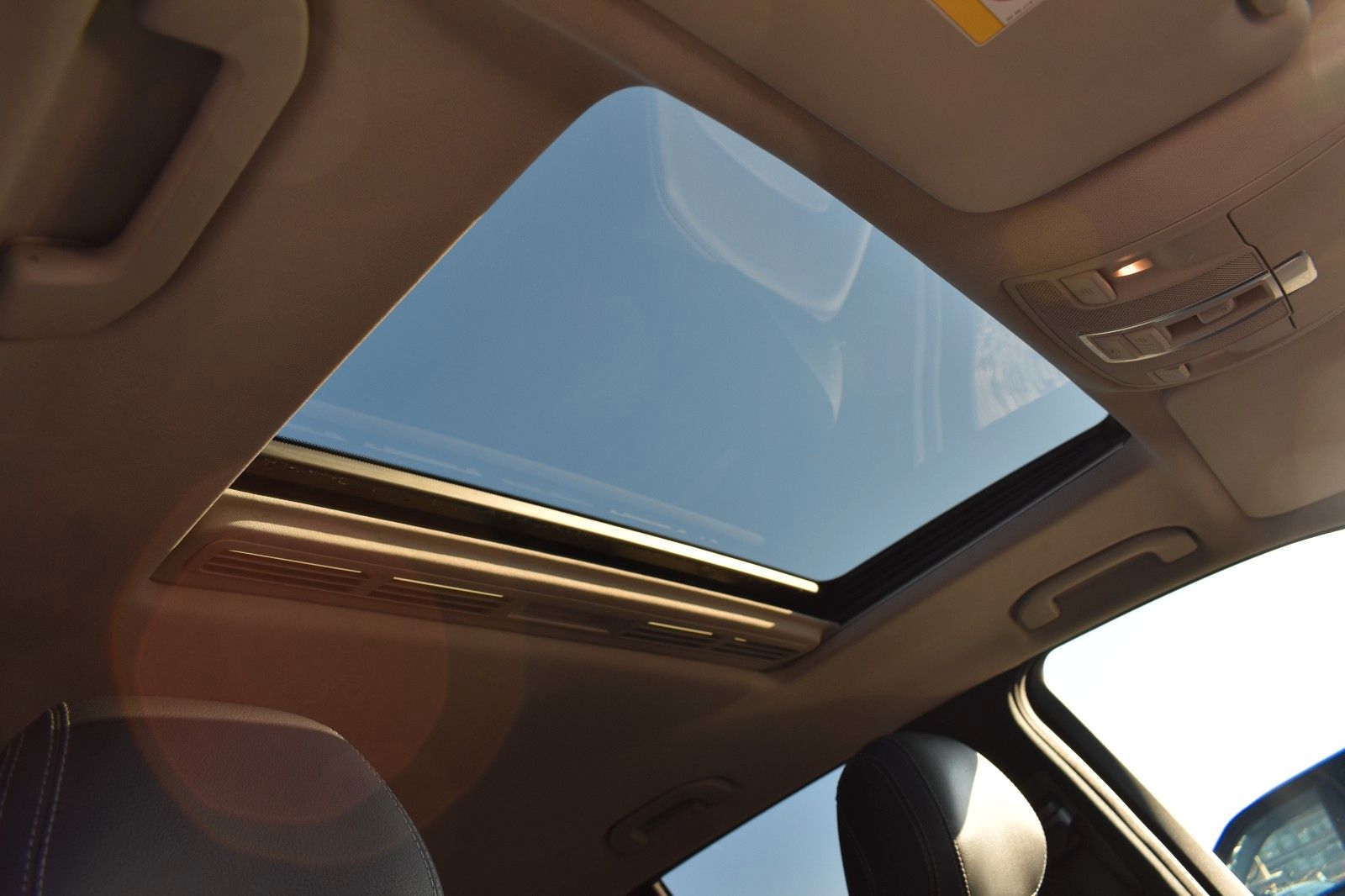 Fahrzeugabbildung Mercedes-Benz ML 350 CDI BlueTec AHK GSD Intel.Light.Sys.Onlin