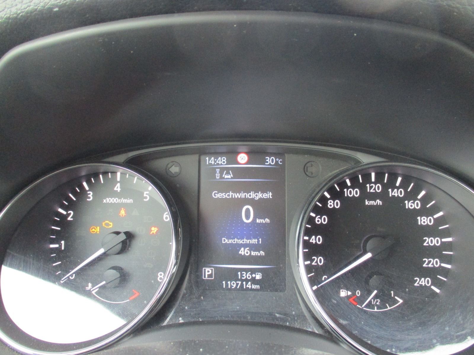 Fahrzeugabbildung Nissan Qashqai 1,2 DIG-T X-tronic Acenta Navi
