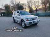 Mitsubishi Pajero 3.2 cambio manuale - gebrauchte Mitsubishi Pajero aus dem Jahr 2000