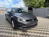 Volkswagen Golf VII Lim. Comfortline BMTNavi D.Tacho ACC - VW Golf Gebrauchtwagen in Düsseldorf
