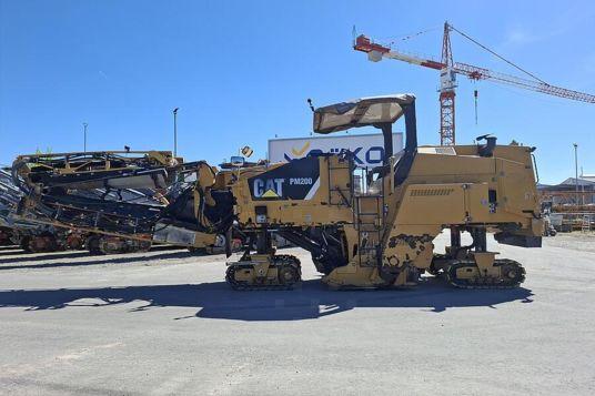 Andere Caterpillar PM 200
