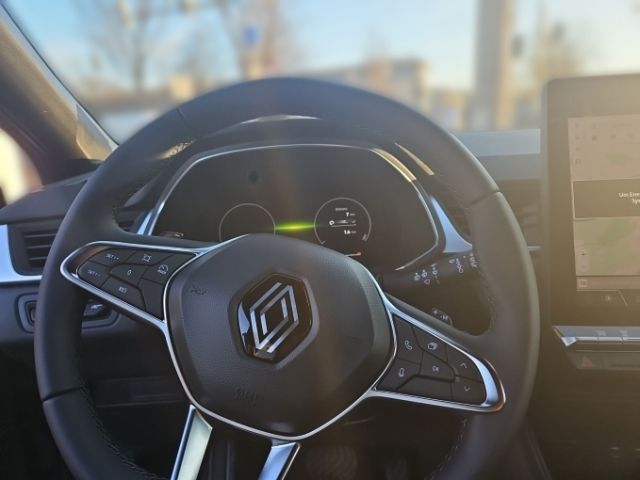 Fahrzeugabbildung Renault Captur Evolution Mild Hybrid 160 EDC Sitzheizung