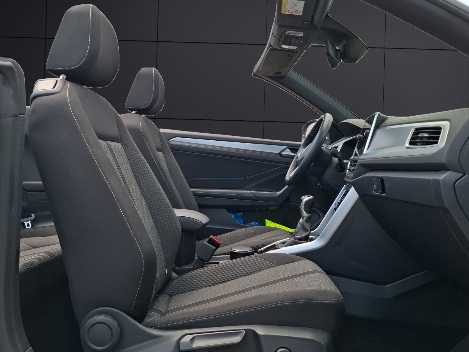 Fahrzeugabbildung Volkswagen T-Roc Cabriolet TSI Style LEDplus Navi AID ACC R