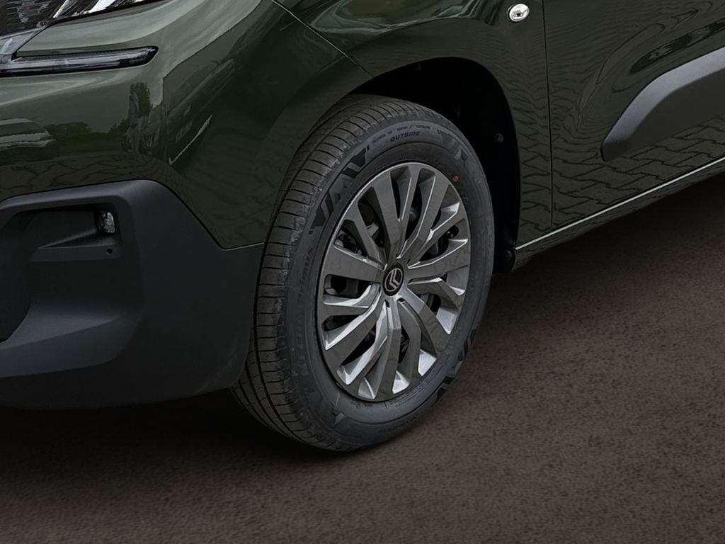 Fahrzeugabbildung Citroën Berlingo XL Diesel 130 PLUS 7-Sitzer