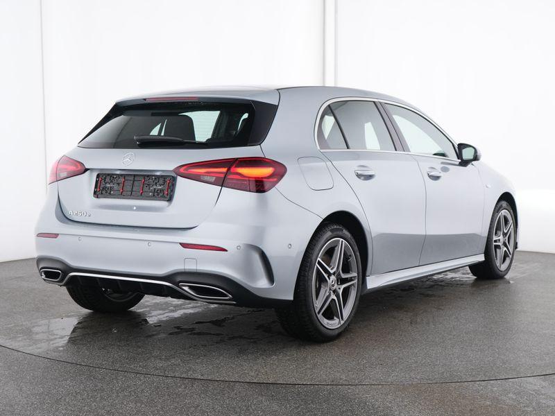 Mercedes-Benz A 250 e AMG*Premium*LED*Distronic*Kamera*DAB*