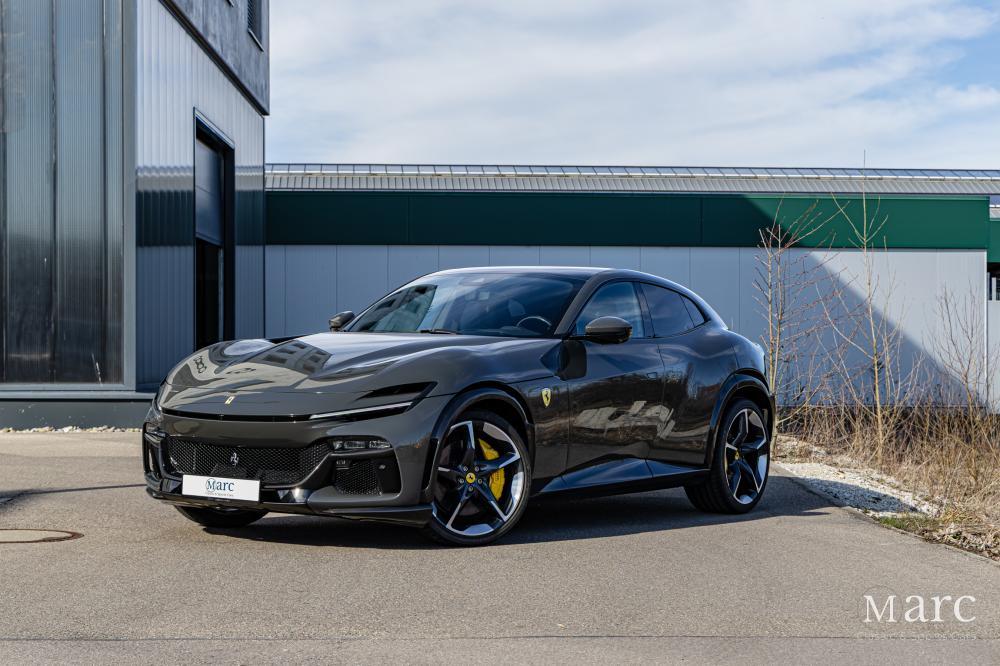 Ferrari Purosangue /Carbon / Pano / Matrix LED / 360°