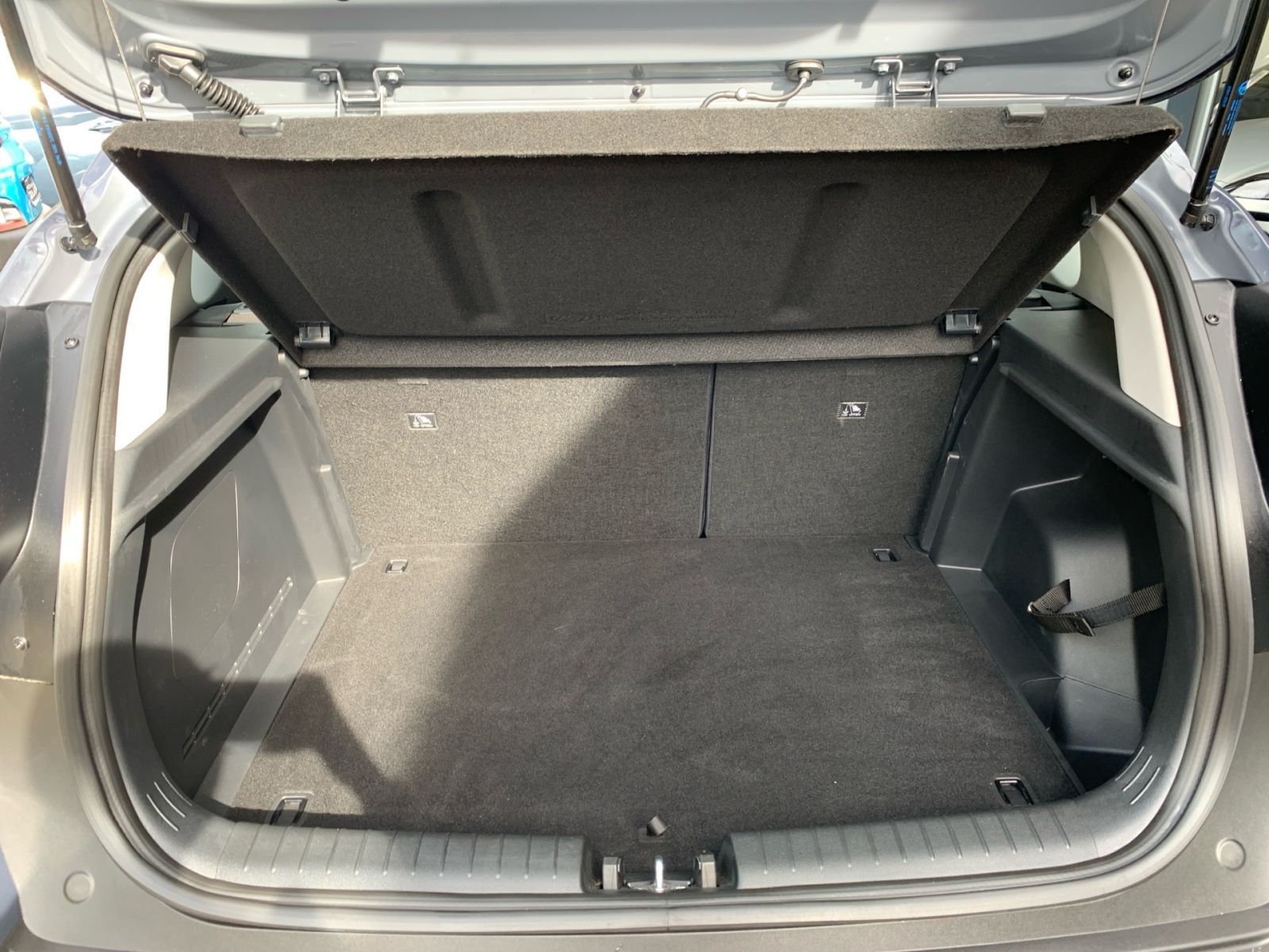 Fahrzeugabbildung Hyundai BAYON 1.0 T-GDI 7-DCT Select Mild-Hybrid Sitzhei