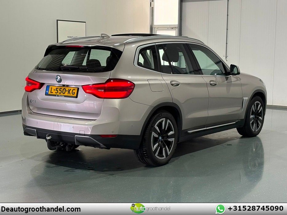 BMW iX3 Executive 80 kWh Pano imagem 2