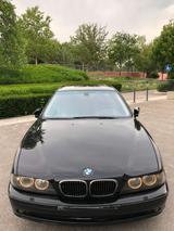 BMW 523i Facelift E39 - BMW 523 mit Facelift