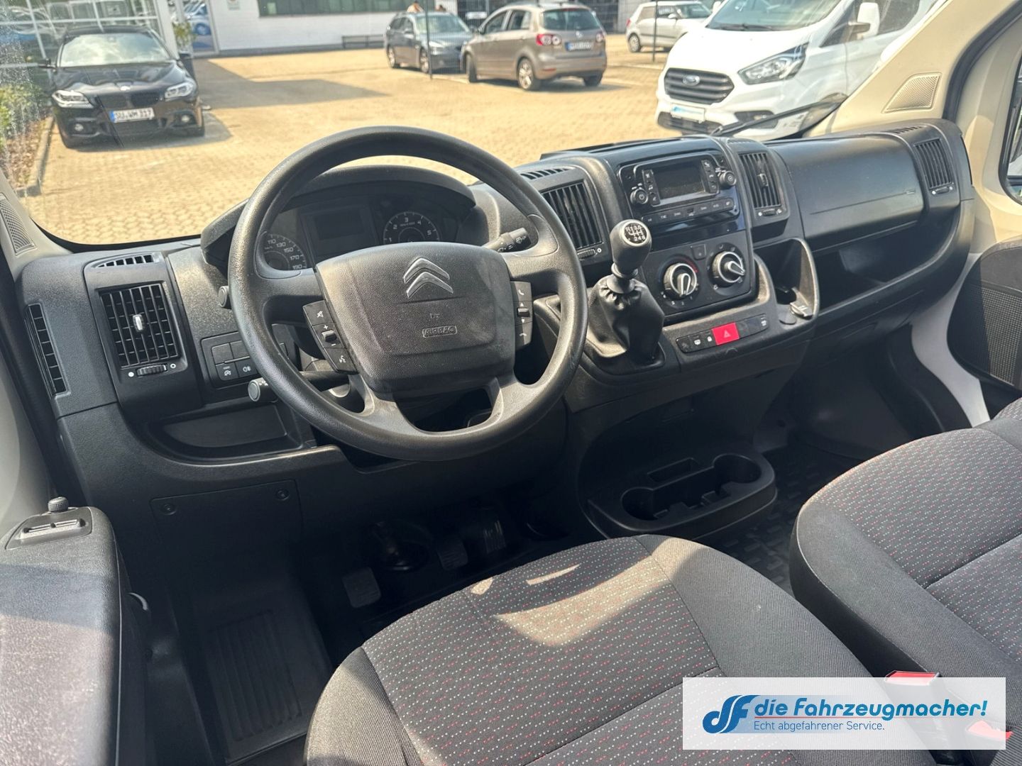 Fahrzeugabbildung Citroën Jumper DoKa Pritsche 35 L4H2 Control Heavy HDi 1